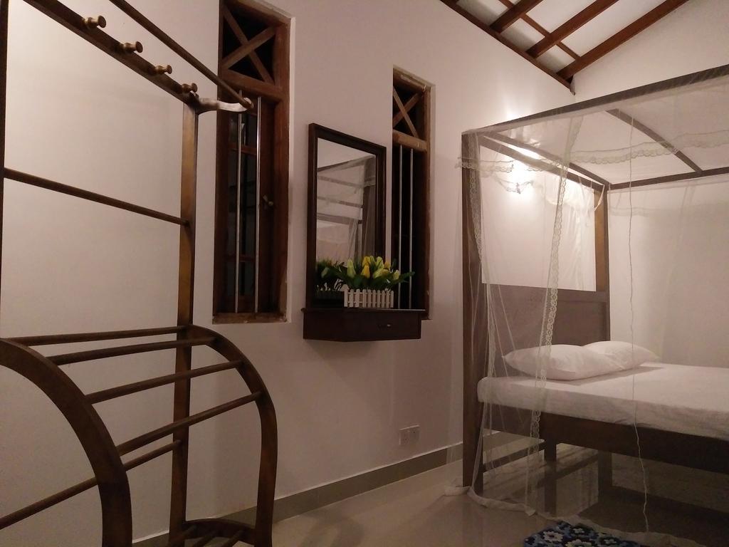 Villa Hilltop By Yehansa With Unlimited Fiber Wifi Hikkaduwa Ngoại thất bức ảnh